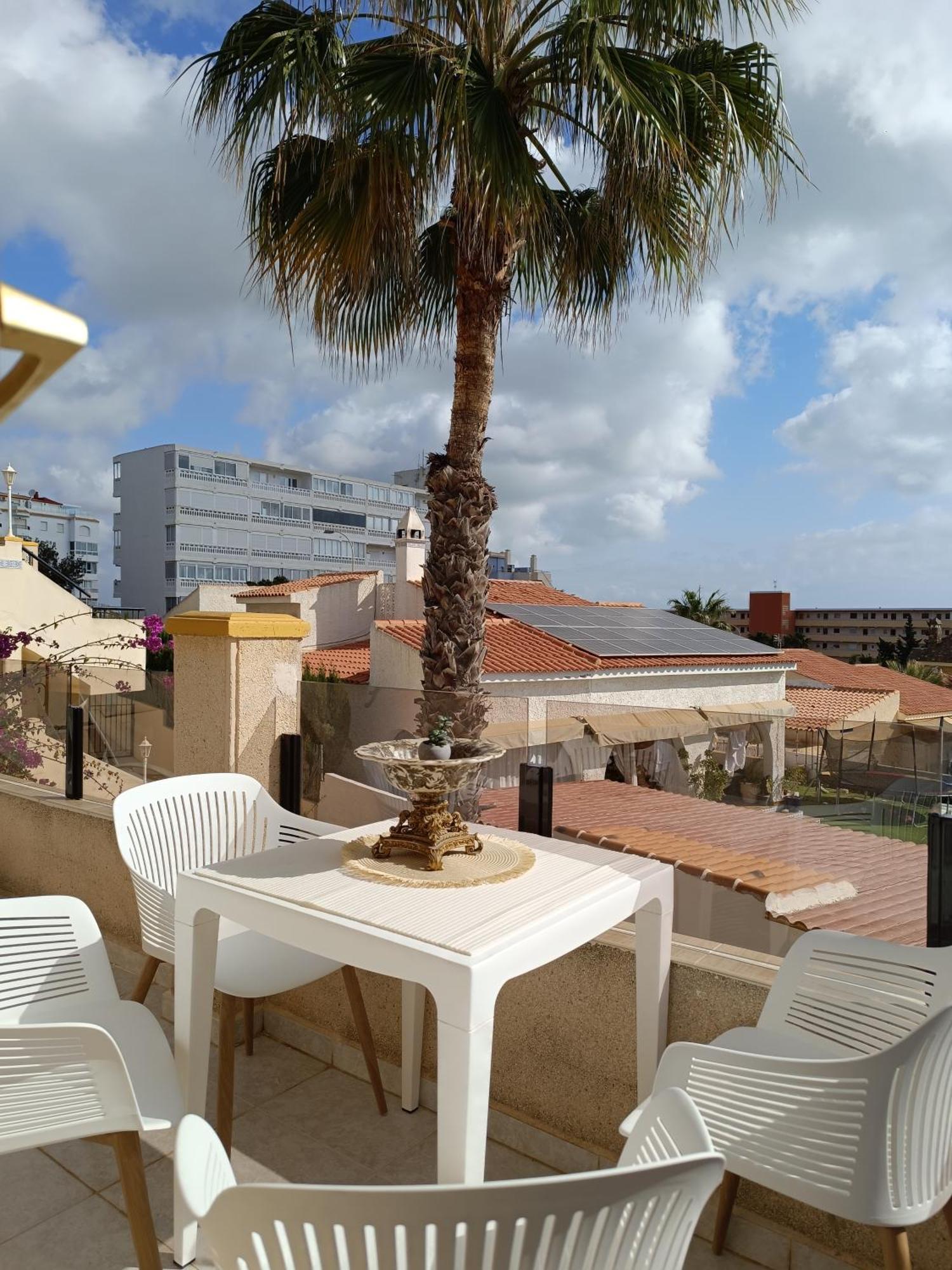 Rising Sun Bungalow Torrevieja Exteriör bild